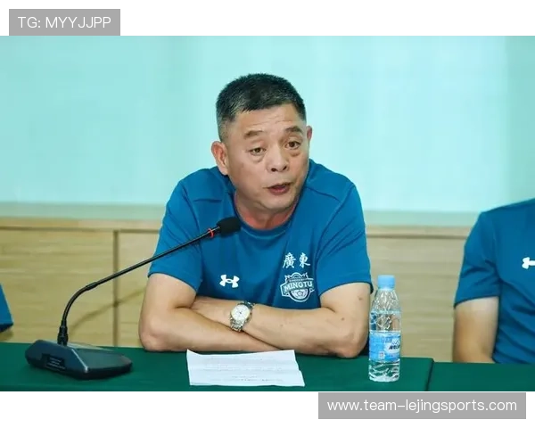 铭途足球俱乐部11梯队球星崭露头角助力未来足球新篇章